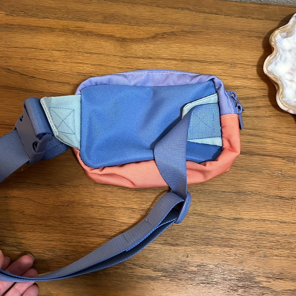 Multicolored Fannypack With Adjustable Straps - image 3